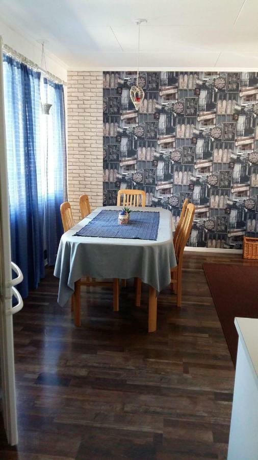 4 Bedrooms Near Center - Kranni Pori Extérieur photo